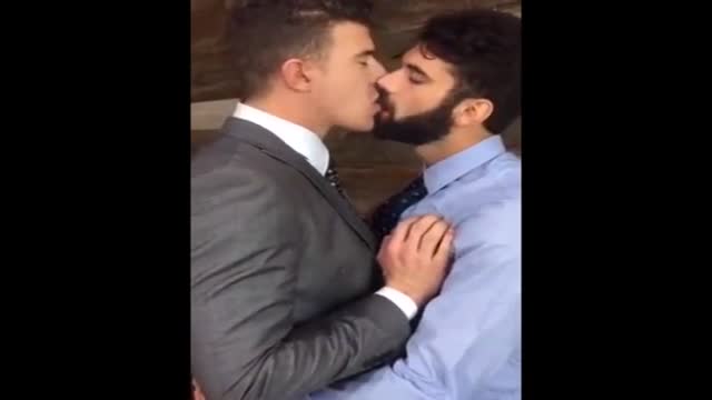 640px x 360px - GayForIt.eu - Free Gay Porn Videos - Suited Studs Kissing Make out